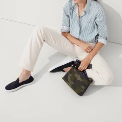 The Casual Crossbody