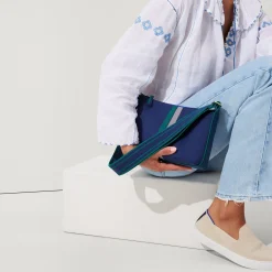 The Casual Crossbody