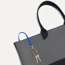 The Lightweight Mega Tote