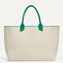 The Lightweight Mega Tote