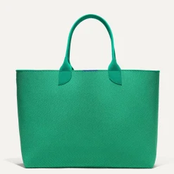 The Lightweight Mega Tote