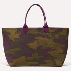 The Lightweight Mega Tote