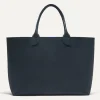 The Lightweight Mega Tote