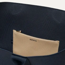 The Lightweight Mega Tote