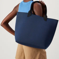 The Lightweight Tote