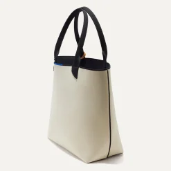 The Lightweight Tote