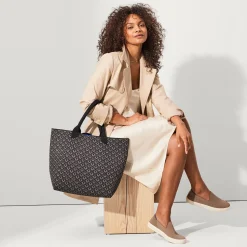 The Lightweight Tote