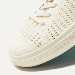 The Women's Rs02 Sneaker